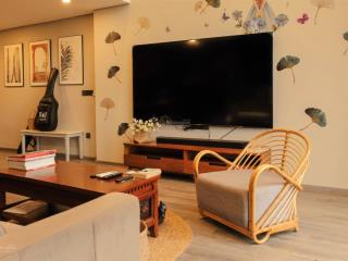 Cho thuê ch pentstudio, 90m2, full đồ như hình, view đẹp tại tây hồ, hà nội