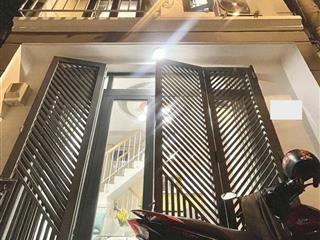 Nhà mới 2 tầng 26m2, Vuông – Quang Trung QV