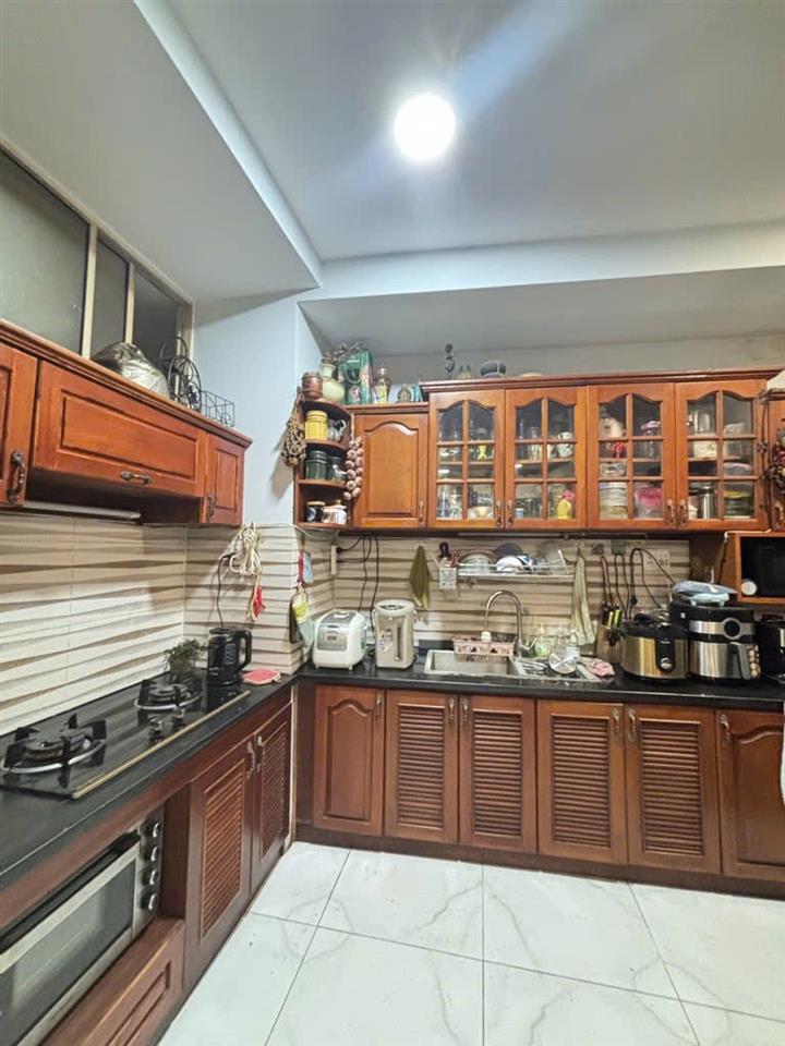 K1868 ✨ Giảm 400tr! sát ngã tư Hàng Xanh, SHR, 3 tầng, 10x10m, 7.x tỷ