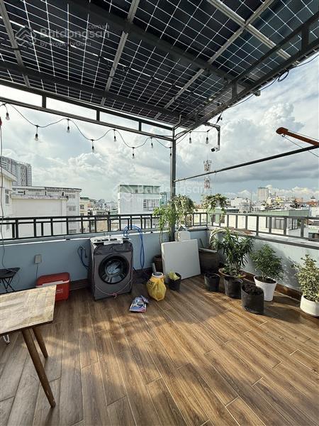 Chdv 5 tầng.ngay hàng xanh. cho thuê 60tr. 60m2 hxh. shr nở hậu. chỉ 11tỷ hơn