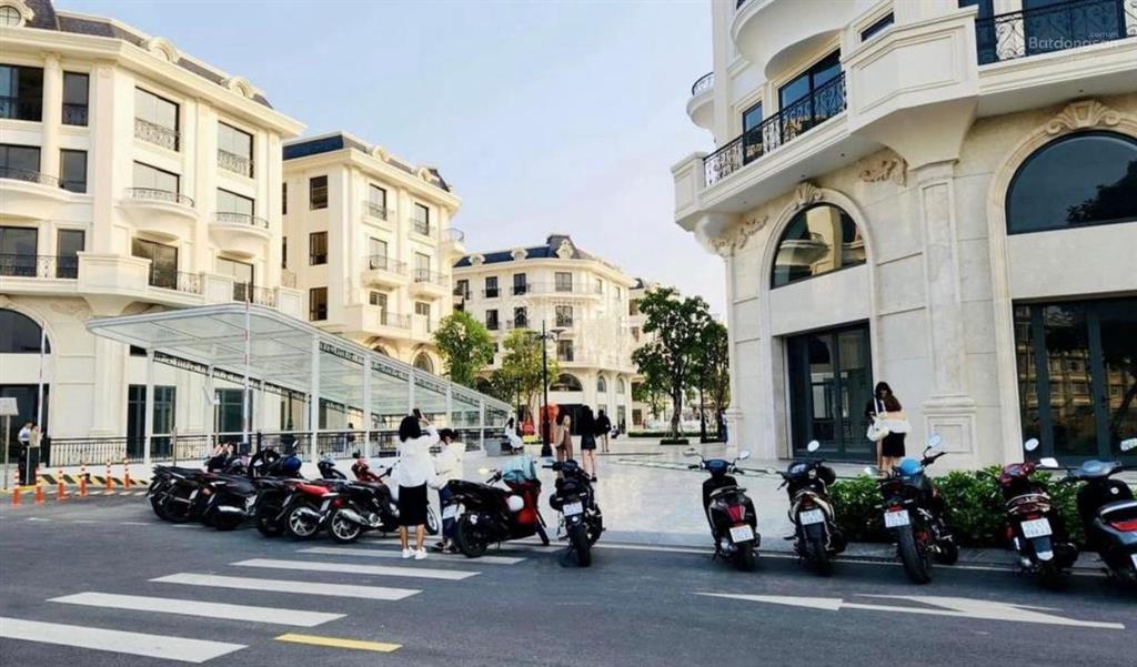 Căn hộ nằm trong kdc vạn phúc, gigamall, đh luật, vlu cs23, cầu bình triệu ngã tư hàng xanh