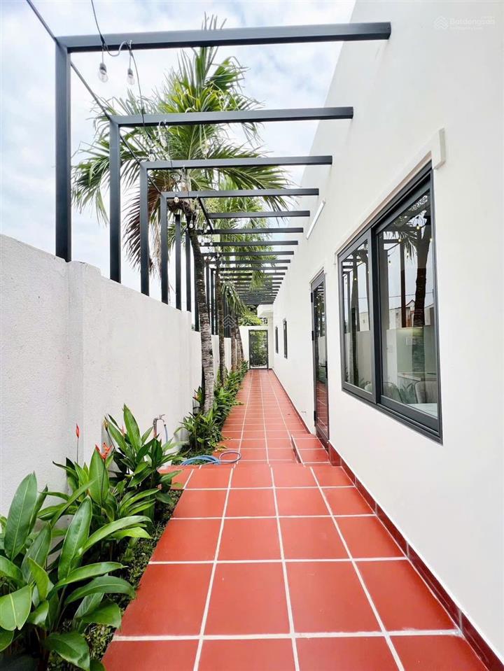 *** nhà vườn hóc môn  đường trần thị bốc. thới tam thôn. hóc môn  diện tích  7,2m x 23m. 150m2.