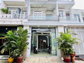 Bán nhà 3 tầng  hẻm ô tô đường đông bắc  gần cầu vượt quang trung. giá  5,68 tỷ