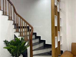 Bán nhà mặt phố lê văn hiến. 58 m2, 4 tầng, ô tô tránh, kinh doanh sầm uất. giá 10.95 tỷ