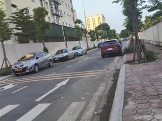 Bán đất lê văn hiến, 56 m2, mặt tiền 5 m, 2 thoáng, ô tô tránh, kinh doanh sầm uất. giá nhỉnh 11 tỷ