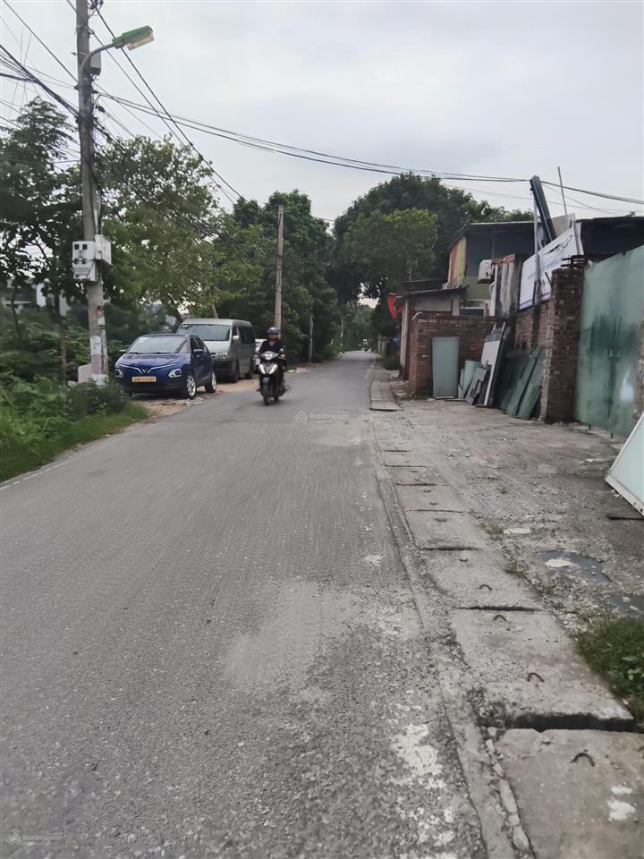 Bán đất cạnh đh mỏ địa chất, hv tài chính, 180m2, mt 10 m, ô tô 10 m, 20 m ô tô tránh, giá 12 tỷ