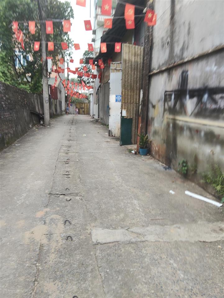 Bán đất cạnh đh mỏ địa chất, hv tài chính, 180m2, mt 10 m, ô tô 10 m, 20 m ô tô tránh, giá 12 tỷ