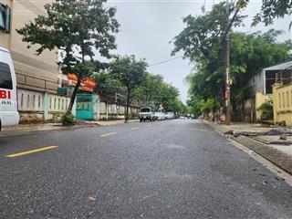 Bán đất mặt tiền phạm cự lượng, sơn trà  gần biển mỹ khê, diện tích lớn 150m²