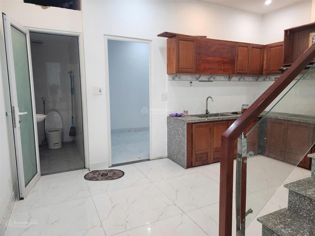 Bán nhà 3 tầng gần biển mân thái  5 phòng ngủ, ở ngay, phù hợp ở & cho thuê