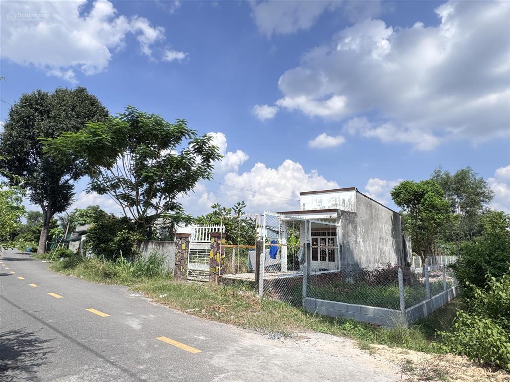 Chính chủ bán đất thổ 100% nở hậu 5x49m mặt tiền nhà nước 1/ tỉnh lộ 15 nhỉnh 2 tỷ