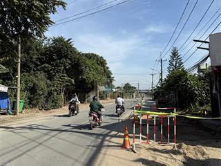 Hạ giá đất thổ cư 241,5m², chỉ 9 triệu/m² sổ vuông nở hậu, xây dựng ngay, qh khu dân cư hiện hữu