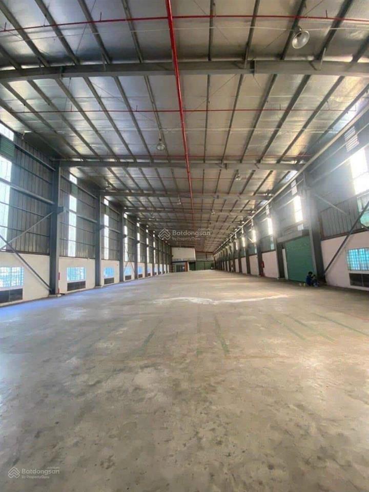 Cho thuê kho xưởng 300m2  25tr đường võ văn kiệt  q6, xin  0968 458 ***