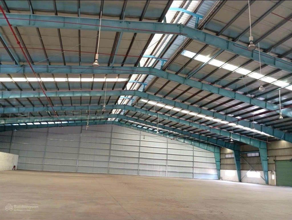 Cho thuê kho xưởng 650m2  48 triệu đường võ văn kiệt  q. 8, xin  0968 458 ***