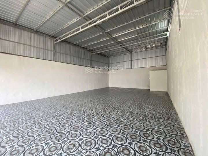 Cần bán kho mặt tiền đường hoàng ngân 200m2  23 tỷ