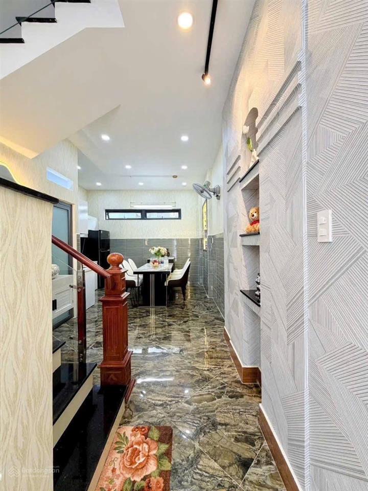 Bán nhà giá ngộp. đường nhất chi mai, tân bình. ưu tiên mua bán nhanh 2tỷ