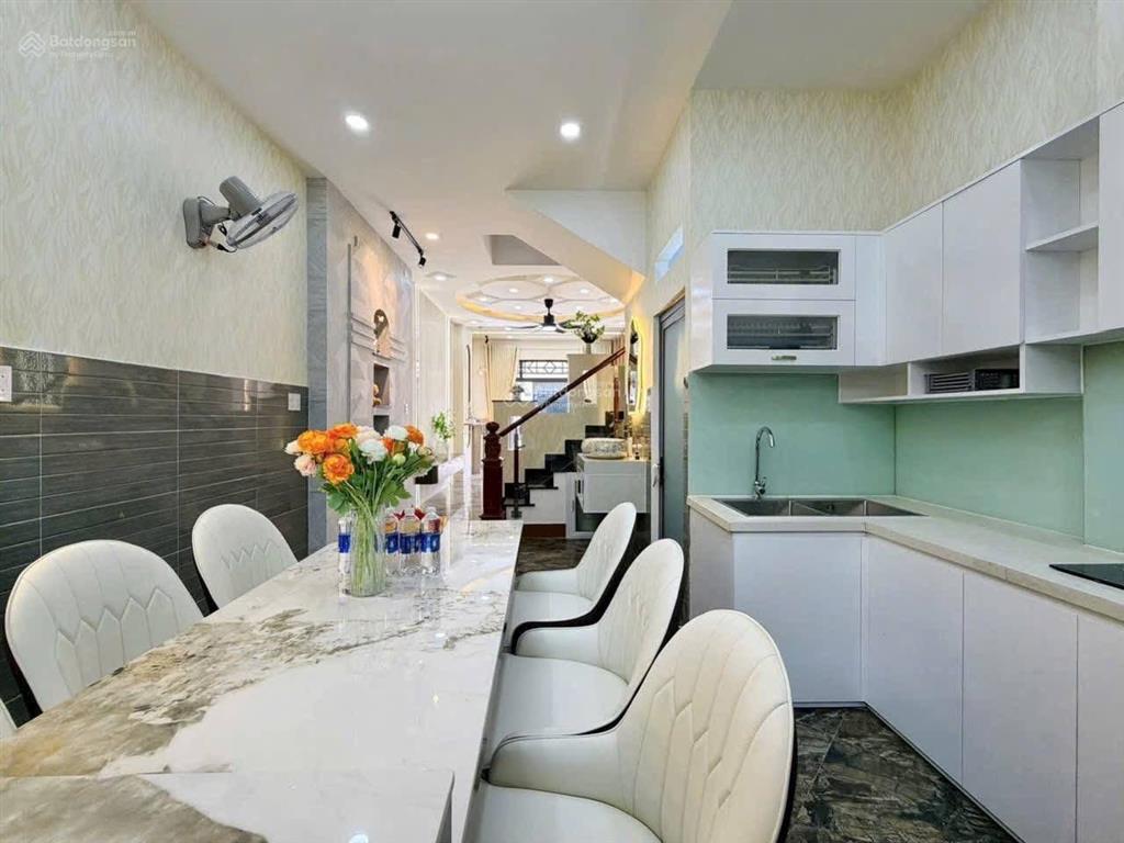 Bán nhà giá ngộp. đường nhất chi mai, tân bình. ưu tiên mua bán nhanh 2tỷ