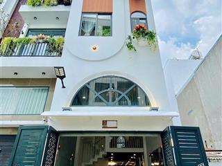 Nhà nguyễn trãi, q5 60m2 / 2ty450 gần bệnh viện nguyễn trãi. xe hơi trong nhà. sổ hồng sẵn