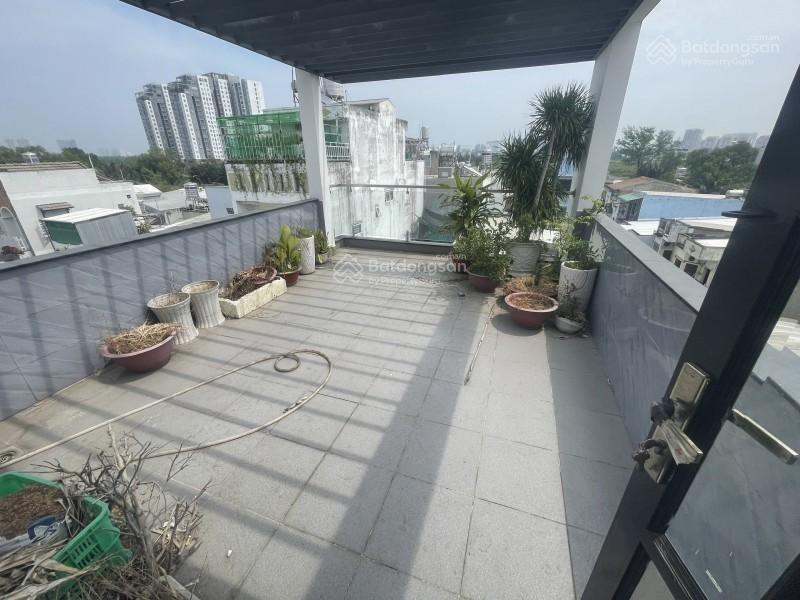 Hxh tới nhà  nhà 4 tầng btct kiên cố  4x17m  vuông a4  chỉ 6,8 tỷ