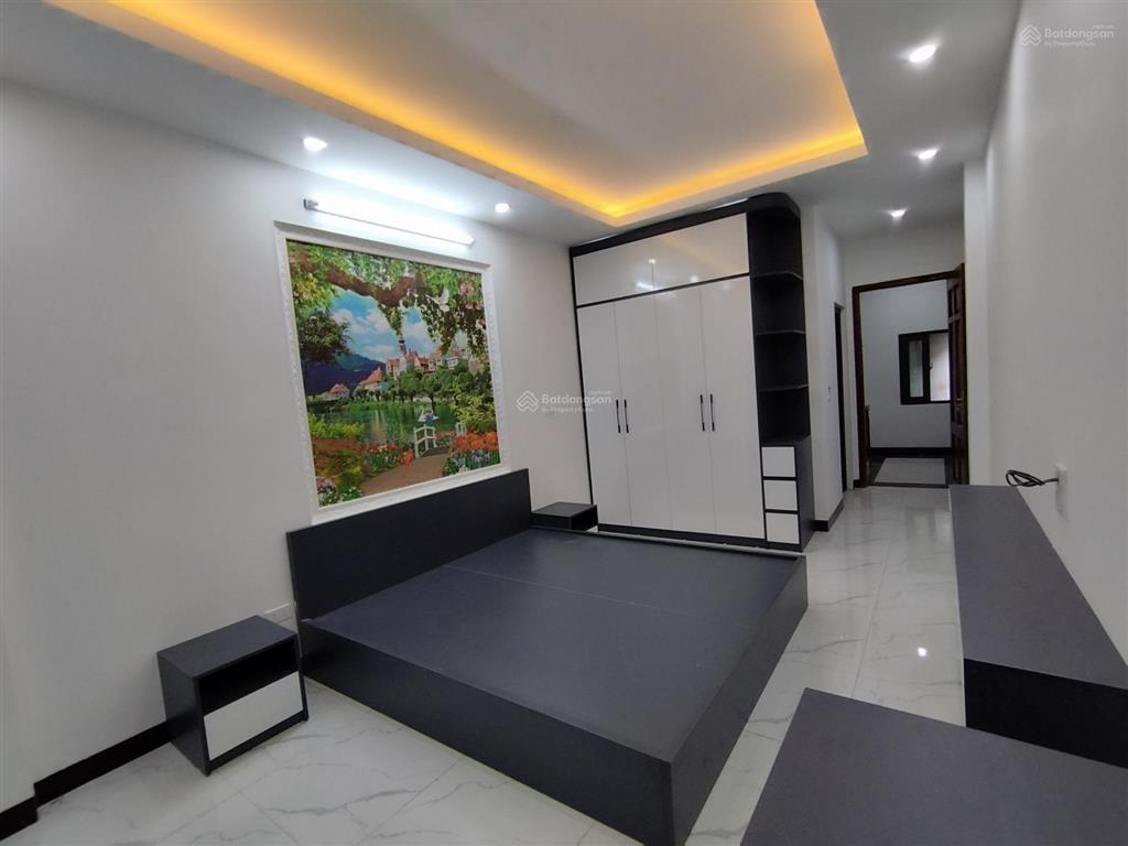 Giảm sâu  bán nhanh nhà kiến hưng 30/32m2*5 tầng, sát trường sát chợ