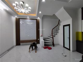 Nhà đẹp xa la 30m2 5.5 tỷ  phân khúc hiếm gần trường gần chợ  tiện gửi ô tô