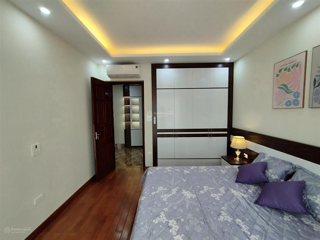 Bán nhà riêng 50m2, 12.5tỷ tại phan đình giót, thang máy  ô tô vào nhà