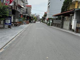 Bán 60m2 đất sát bìa làng uy nỗ ô tô thông chạy vòng quanh chỉ nhỉnh 5 tỷ xíu.