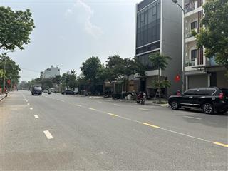 Bán 200m2 trung tâm đông anh, mặt đường kinh doanh bất chấp ngày đêm, chỉ 9x triệu/m2