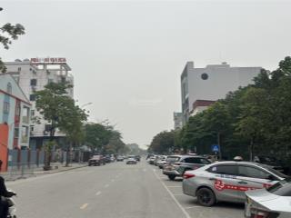 Siêu hiếm! bán lô góc 5 tầng trung tâm đông anh vỉa hè, ô tô tránh, kinh doanh đỉnh