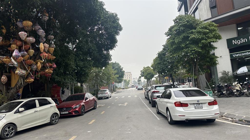 Bán đất khu 3ha vườn đào sẵn nhà có dòng tiền vỉa hè 3 ô tô tránh kinh doanh siêu đỉnh ngày đêm