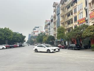 Bán đất khu 3ha vườn đào sẵn nhà có dòng tiền vỉa hè 3 ô tô tránh kinh doanh siêu đỉnh ngày đêm