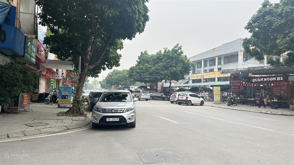 Bán nhà 5 tầng trung tâm đông anh vỉa hè, ô tô tránh kinh doanh bất chấp ngày đêm, nhỉnh 18 tỷ