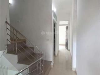Bán nhà 2 tầng, tổ 4, quang minh, mê linh. đang cho thuê kinh doanh dịch vụ spa