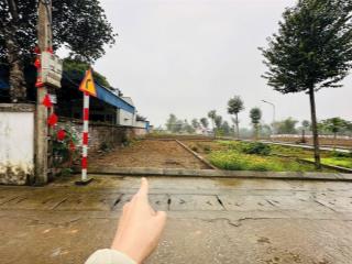 Cắt lỗ 200tr lô đất 61m2 trục chính đồng trạng cổ đông.sát 5p di chuyển ra đh quốc gia, fpt và ql21