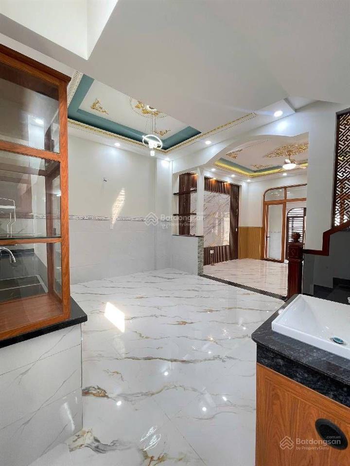 Nhà mới 3 tấm hẻm xe hơi 1560 tỉnh lộ 10, ngang 6,2 x 11m