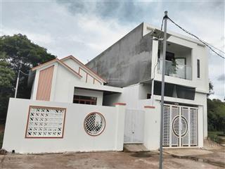 Cần bán gấp nền sổ hồng sẵn công chứng luôn bao lên thổ cư  em minh 0936 246 ***