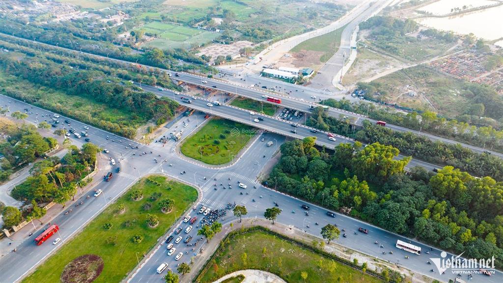 Chính chủ gửi bán 1 căn 96m2 đã hoàn thiện giá tốt nhất kdt louiscity chỉ 27,x tỷ