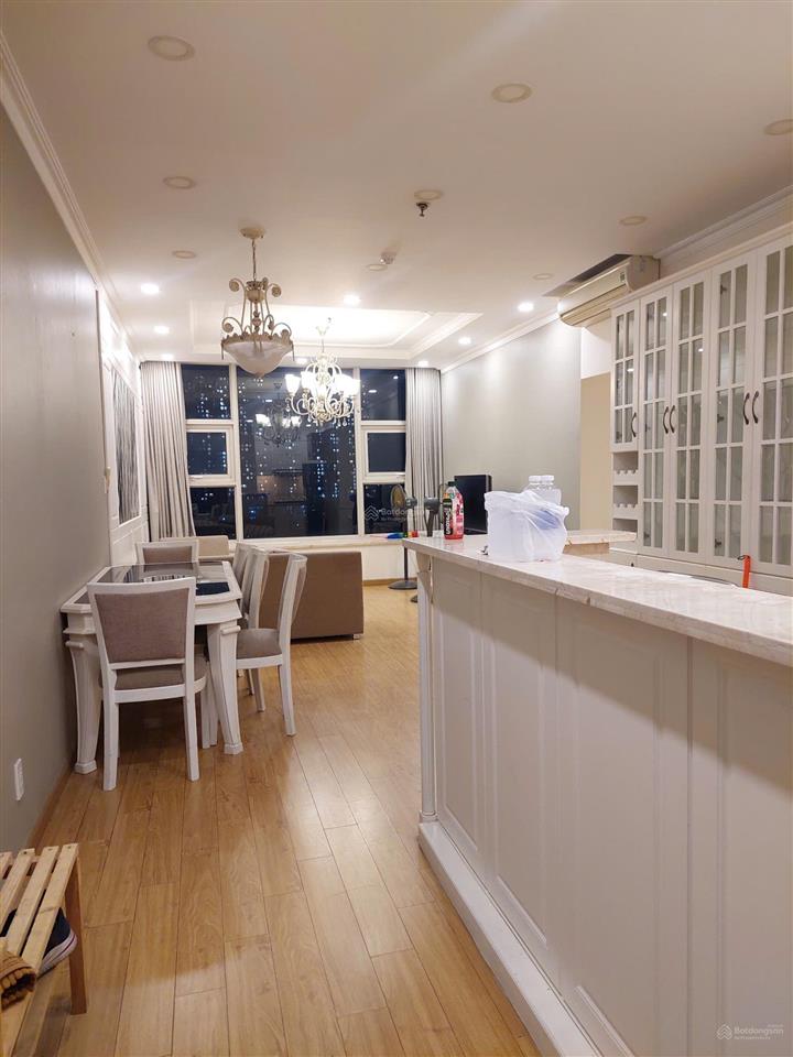 Căn duy nhất vào liền nhà đẹp nội thất đẹp tại la casa chỉ 12tr/tháng  thu huyền 0981 795 ***