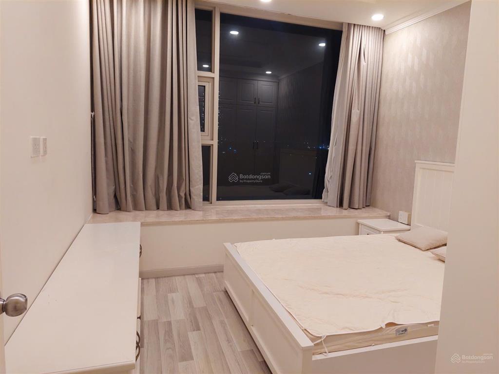 Chính chủ cần cho thuê gấp căn hộ lacasa 92m2 giá 11.5 tr/tháng xem nhà 24/7  huyền 0981 795 ***