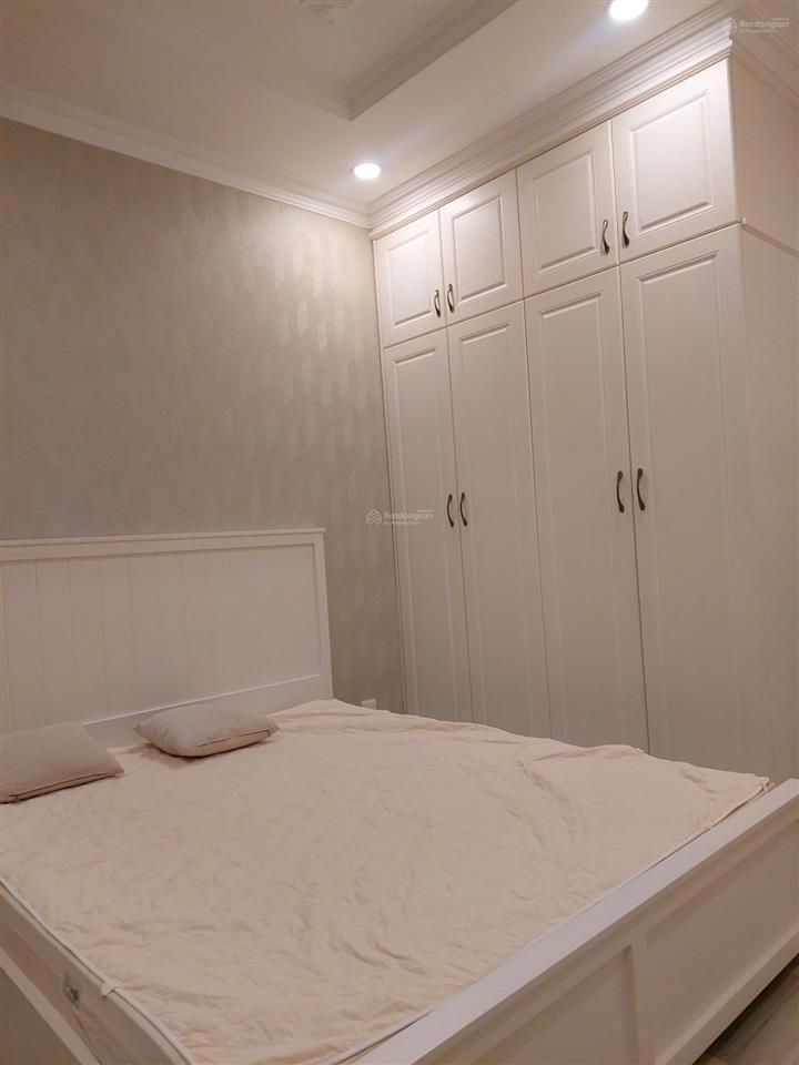 Chính chủ cần cho thuê gấp căn hộ lacasa 92m2 giá 11.5 tr/tháng xem nhà 24/7  huyền 0981 795 ***