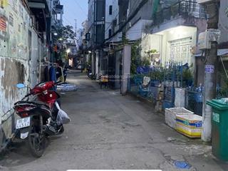 Đất đẹp q7 5mx18m sát phú mỹ hưng hơn 4 tỷ