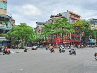 Toà 9 tầng lừng lững  view hồ đền lừ  full nội thất  dòng tiền ổn định