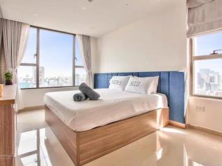 Chính chủ cần bán gấp ! the tresor 3pn  2wc  115m2 giá chỉ 1x tỷ tầng cao view bitexco 0931 337 ***