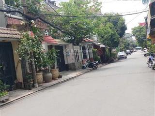 "bán gấp nhà giá không thể rẻ hơn hxh  nguyễn văn khối, 131m², ngang 4.9m, giá chỉ hơn 9 tỷ xíu.