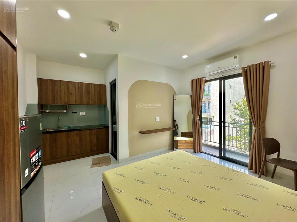 Cho thuê studio cực xinh  full nội thất  ban công thoáng  gần ubnd