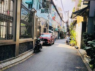 Hẻm xe hơi 4 chổ 44m2 (4x11), 3 tầng, 4phòng ngủ, 5wc phạm văn hai, phường 3tân bình