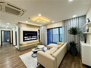 Bán căn r3 goldamk city. dt 110m2  3pn,2wc. full nội thất. giá thương lượng
