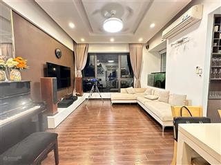 Bân gấp căn dt 81m2 gồm 2pn, 2wc. tòa ct12 hoàng văn thái.