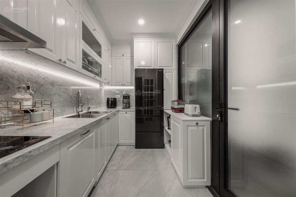 Chính chủ gửi bán căn hộ 95m2  3 ngủ chung cư ecolife, 58 tố hữu. giá 8,3 tỷ.  0961 270 ***