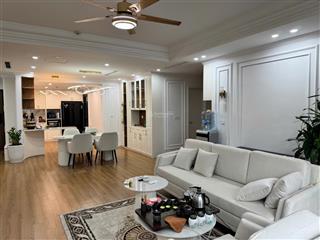 Bán căn góc 122,2m2 3pn  2wc chelsea residences  e2 yên hoà tầng trung, full nội thất giá 10,2 tỷ