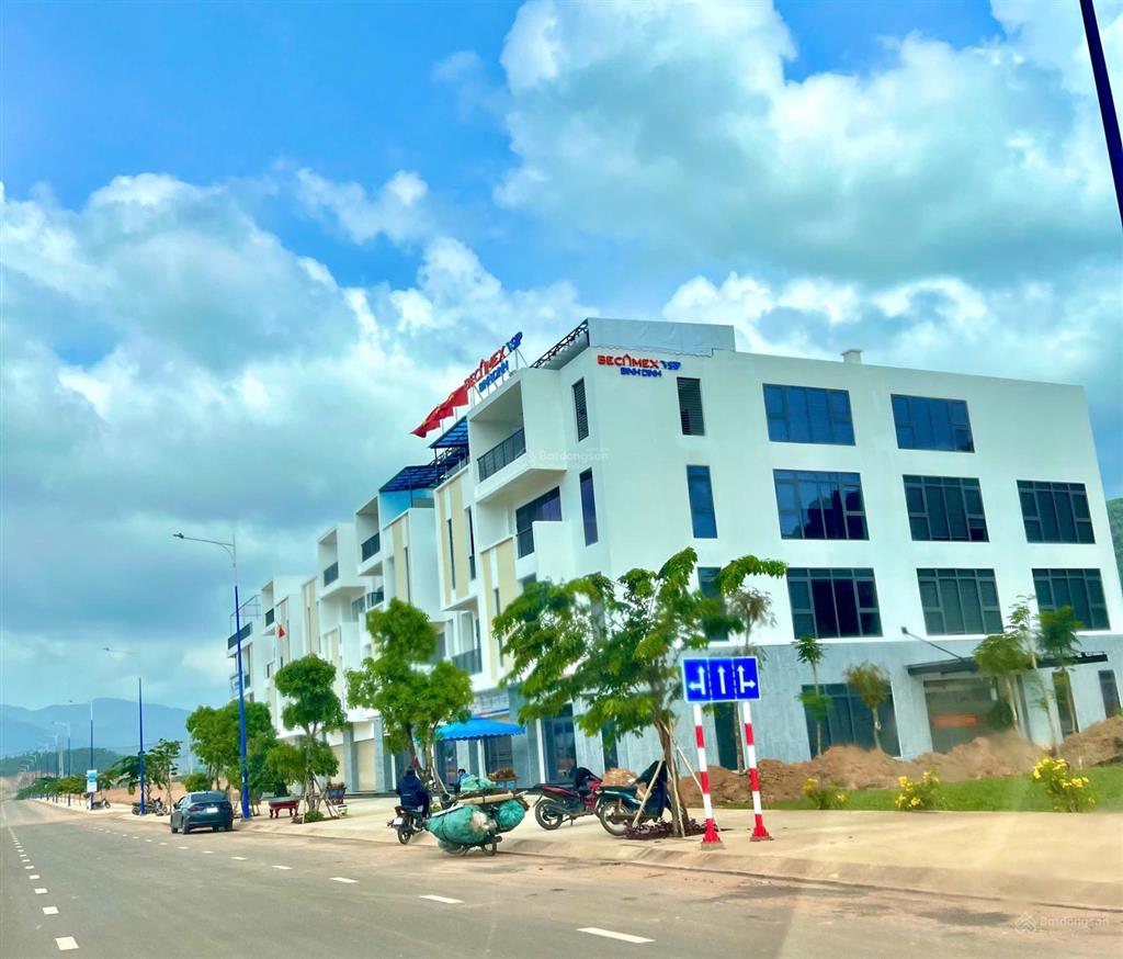 Bán đất sổ sẵn trong khu công nghiệp vsip bình định